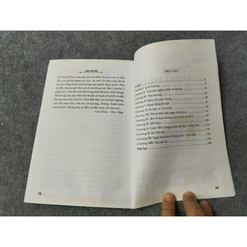 NHỮNG MÙA XUÂN BẤT TỬ TRONG NHÀ TÙ CÔN ĐẢO 700928