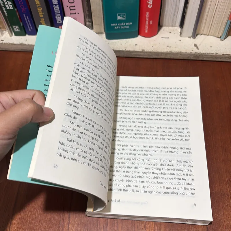 II Combo: Càng Mạnh Mẽ Càng Dịu Dàng & Bạn Mới Là Chủ Nhân Của Cuộc Đời Mình - Lý Ái Linh 756753