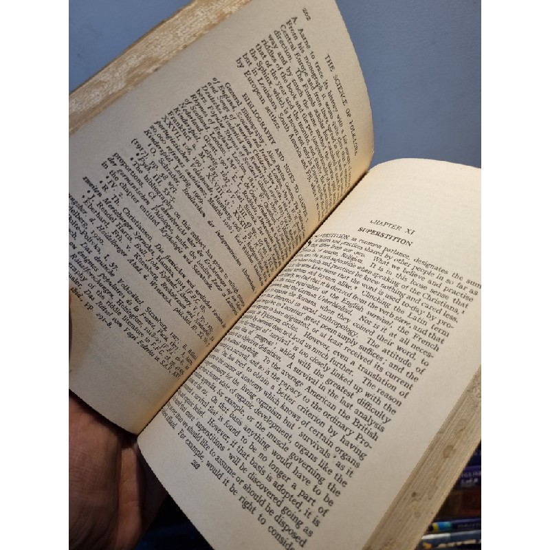 THE SCIENCE OF FOLKLORE : A Classic Introduction to the origins, forms, and charactertistics of folklore - Alexander H. Krappe 196466