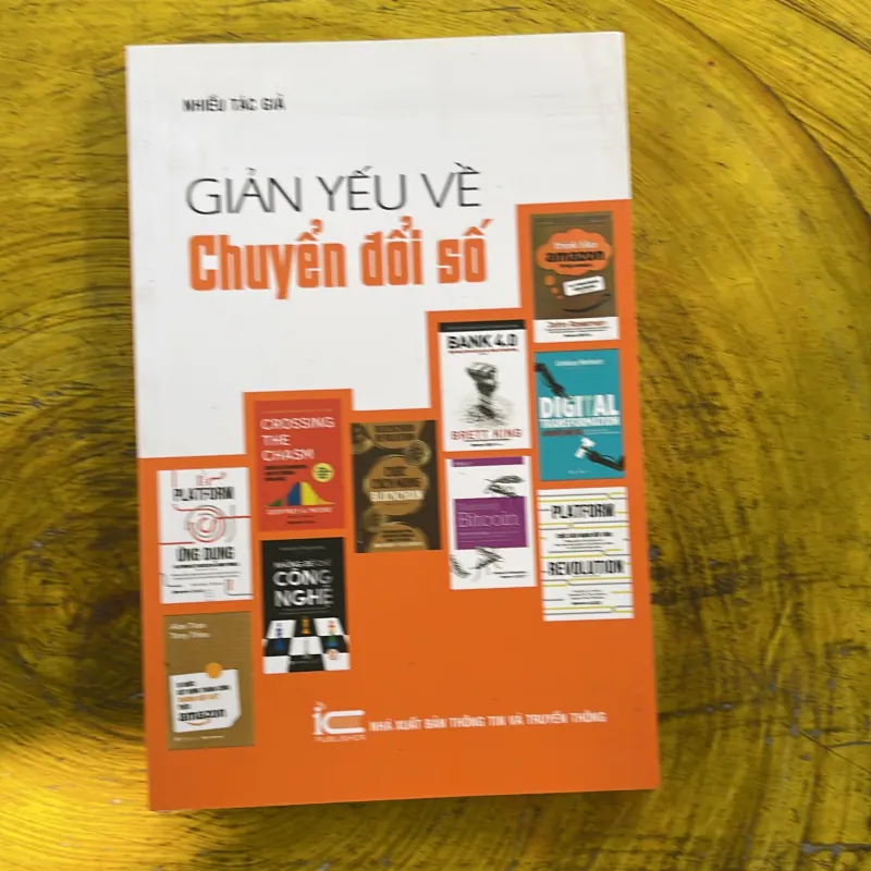 COMBO GIẢN YẾU VỀ CHUYỂN ĐỔI SỐ & CẨM NANG CHUYỂN ĐỔI SỐ 974750