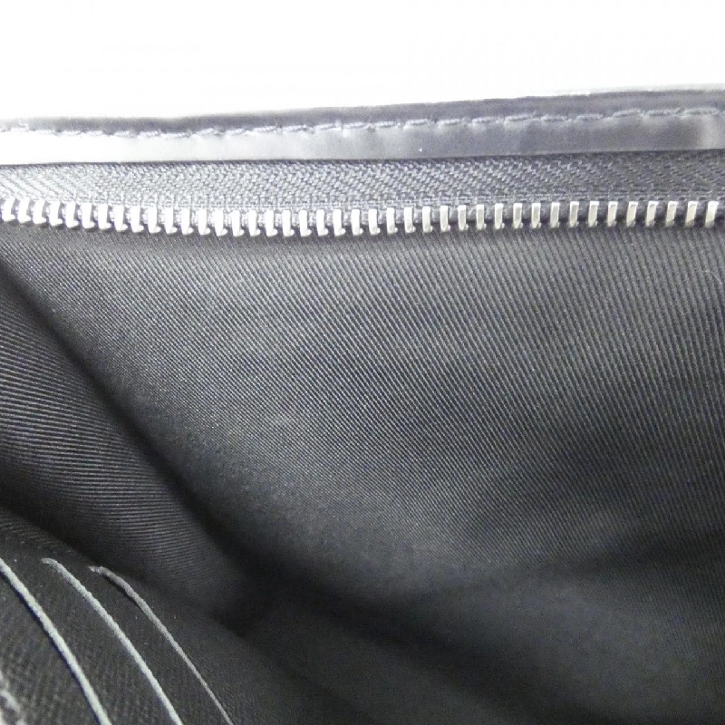 Túi xách Louis Vuitton Monogram Eclipse Pochette Voyage MM M61692 619103