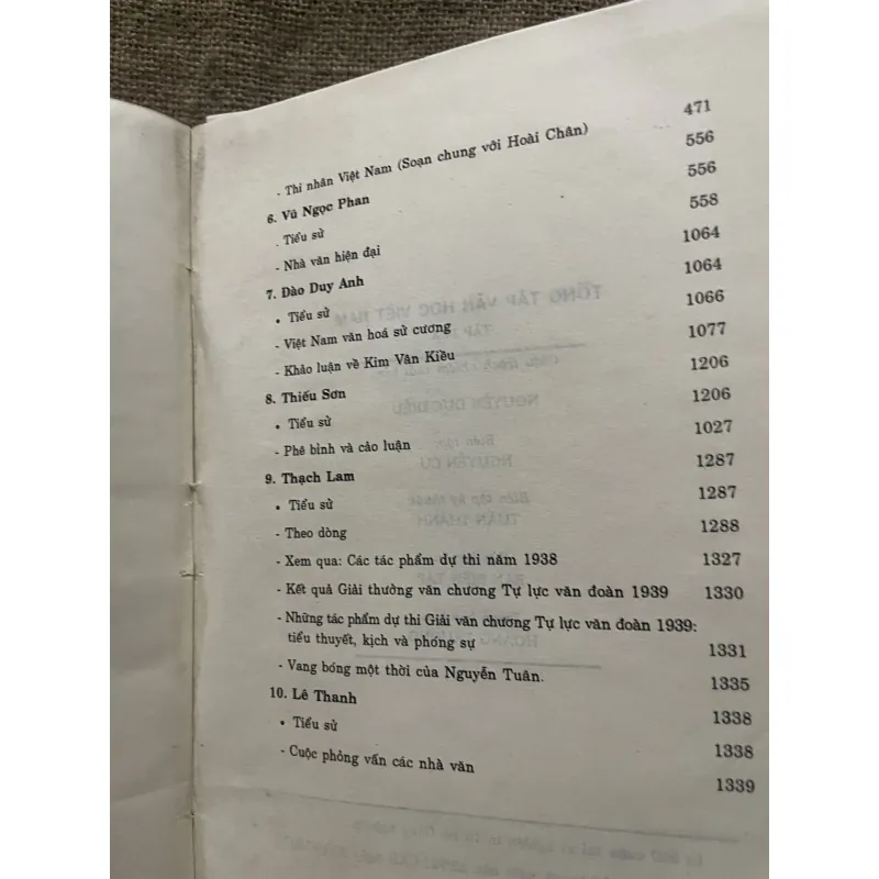 Văn học Việt Nam 24A - phê bình văn học việt nam  1001653