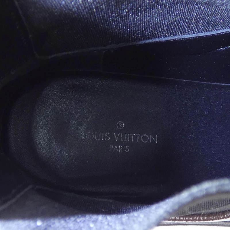 Bốt Monogram Canvas Buckle Loop LV BoBoL Line của Louis Vuitton 657596