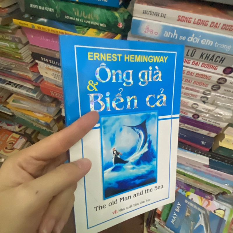 Sách ông già và biển cả  312343