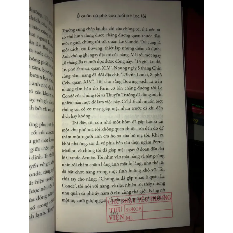 Ở quán cà phê của tuổi trẻ lạc lối - Patrick Modiano 993838