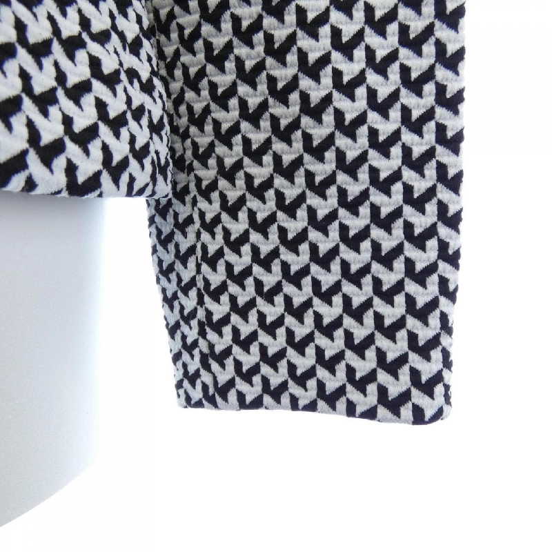 Áo khoác EMPORIO ARMANI - Hàng hiệu Authentic 817674