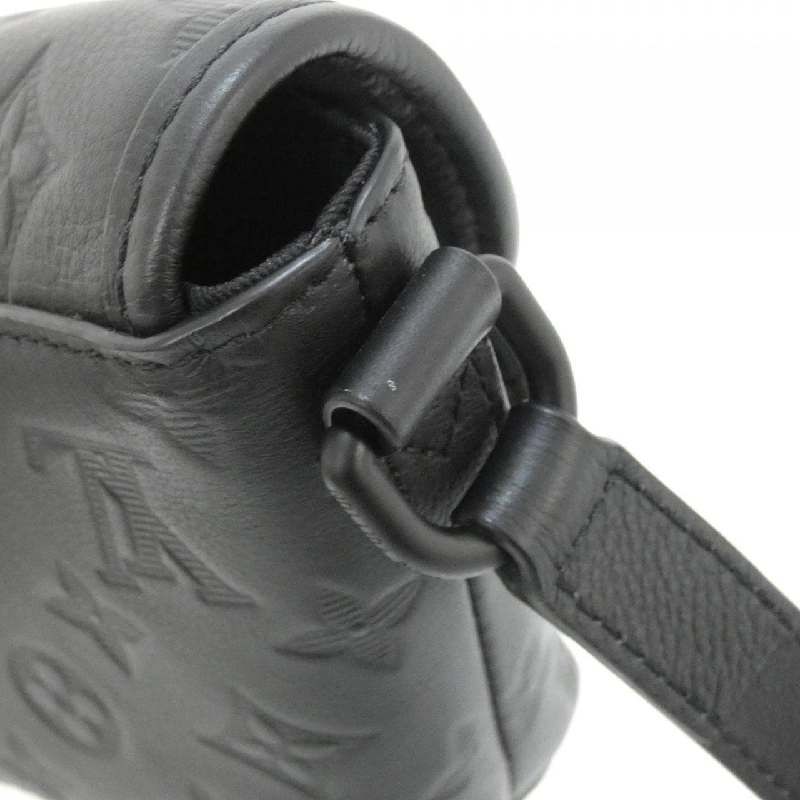 Túi đeo vai Louis Vuitton Monogram Shadow Pulse Wearable Wallet M12636 - Hàng hiệu Authentic 767562