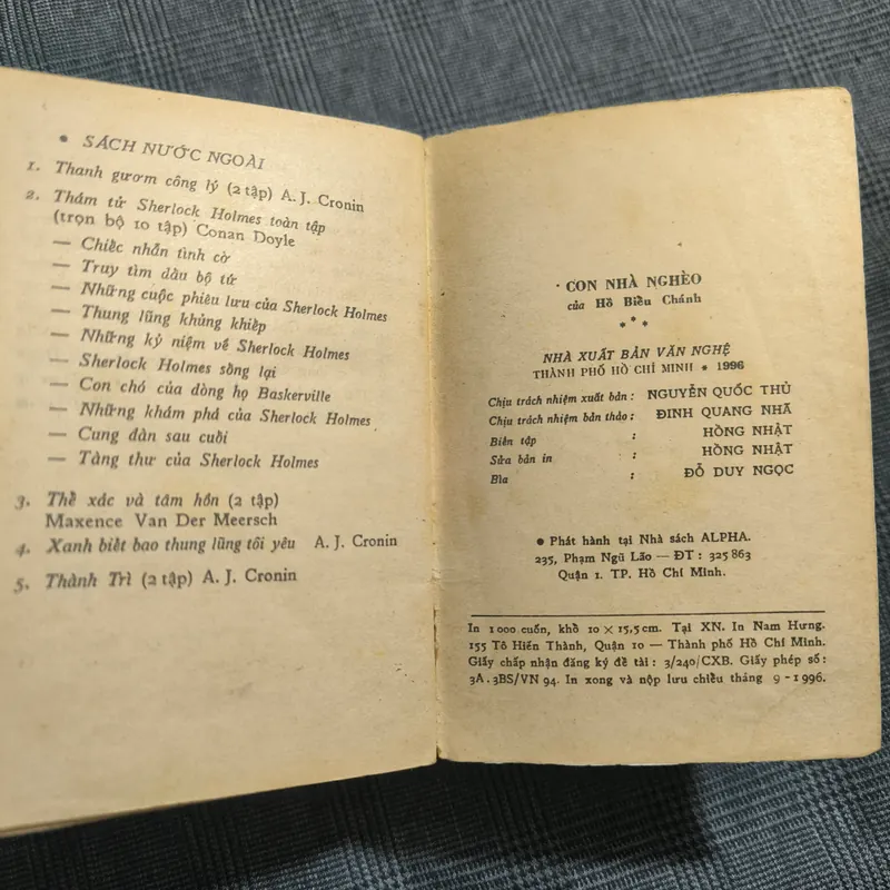 Con nhà nghèo (Khổ cầm tay) - Hồ Biểu Chánh - 1996 606555