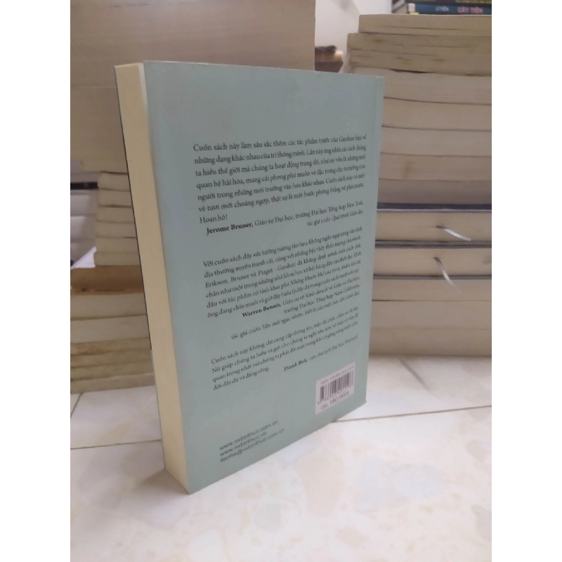 Chân, thiện, mĩ trong tầm nhìn đương đại mới 80% HCM0803 911074