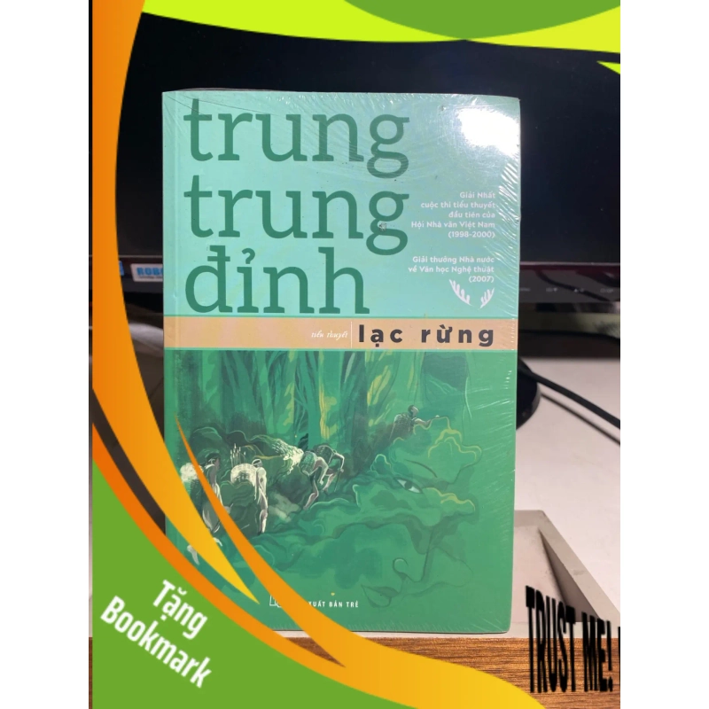 (TẶNG BOOKMARK) Lạc Rừng (tiểu thuyết) - Trung Trung Đỉnh Sách văn học RBK0302 946589