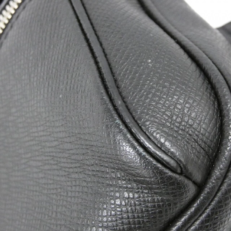 Túi đeo chéo Louis Vuitton Taiga Bum Bag Outdoor M33438 - Hàng hiệu Chính hãng 767477