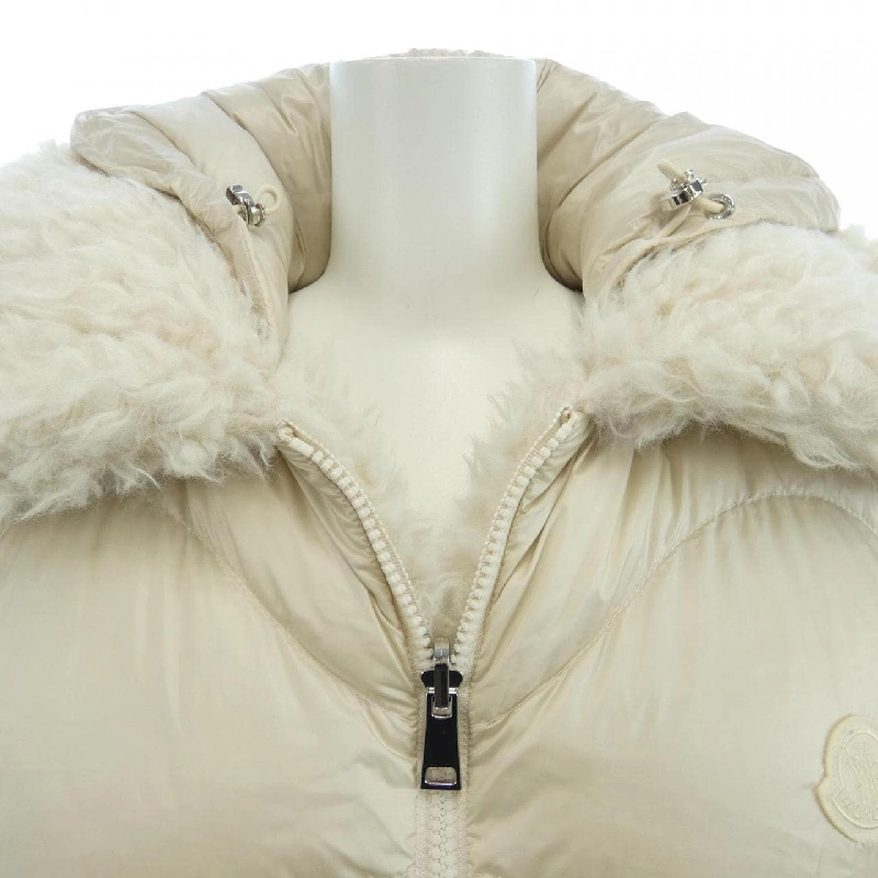 Áo vest lông vũ MONCLER 637820