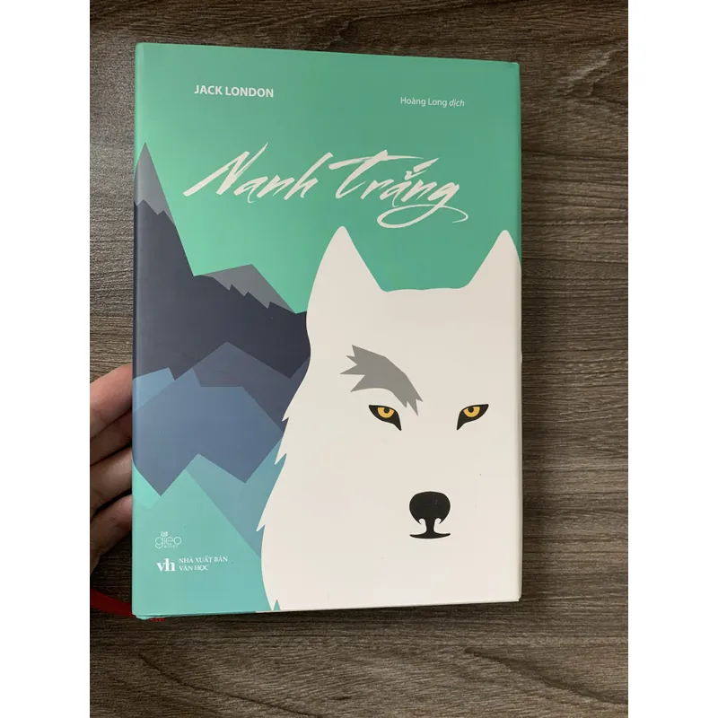 Nanh trắng (bìa cứng) 737971