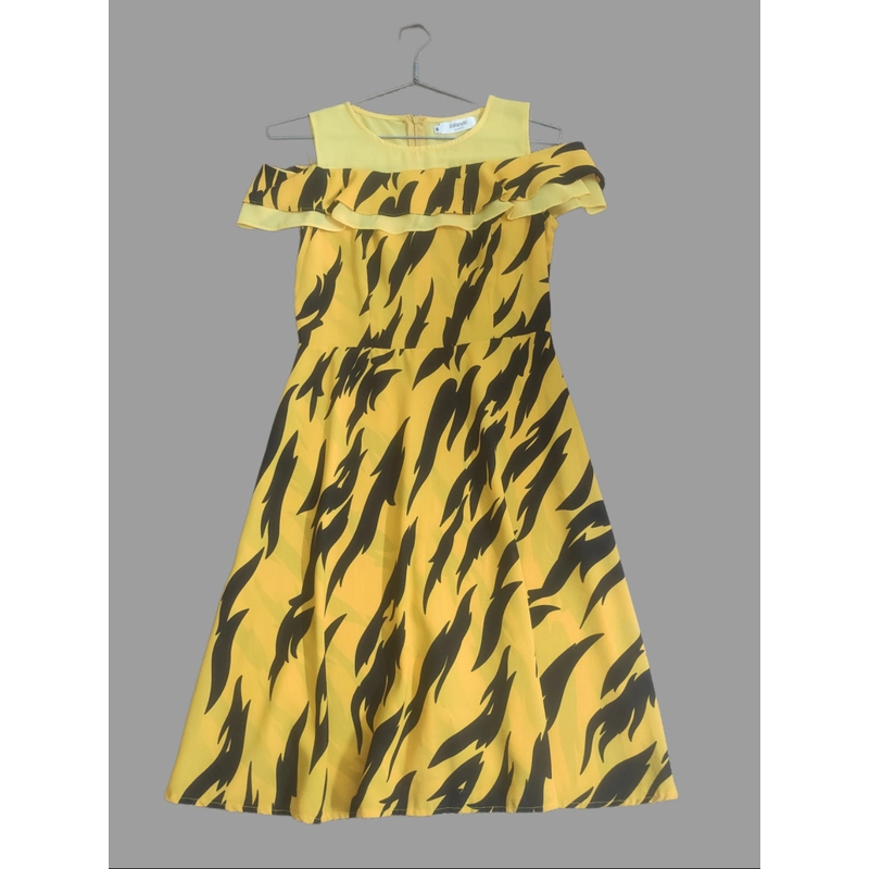 Đầm vàng hoạ tiết đen size M của Zalando 485638