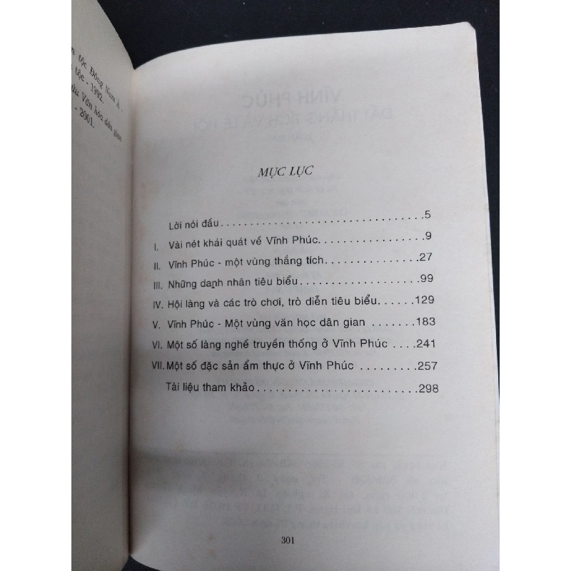 Vĩnh Phúc - Đất thắng tích và lễ hội mới 70% ố vàng 2008 HCM1008 Xuân Mai LỊCH SỬ - CHÍNH TRỊ - TRIẾT HỌC 916516