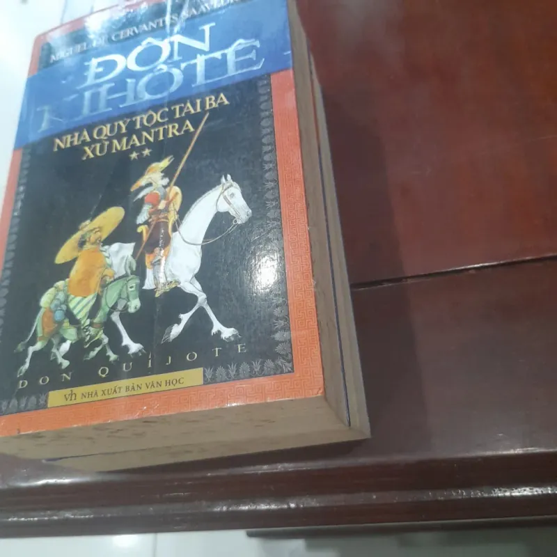 ĐÔN KIHÔTÊ nhà quý tộc tài ba xứ Mantra (trọn bộ 2 tập) 931142