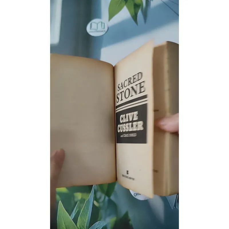 Sacred Stone - Clive Cussler & Craig Dirgo 1027192