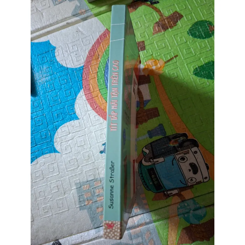 Tít tắp mãi tận trên cao 991158