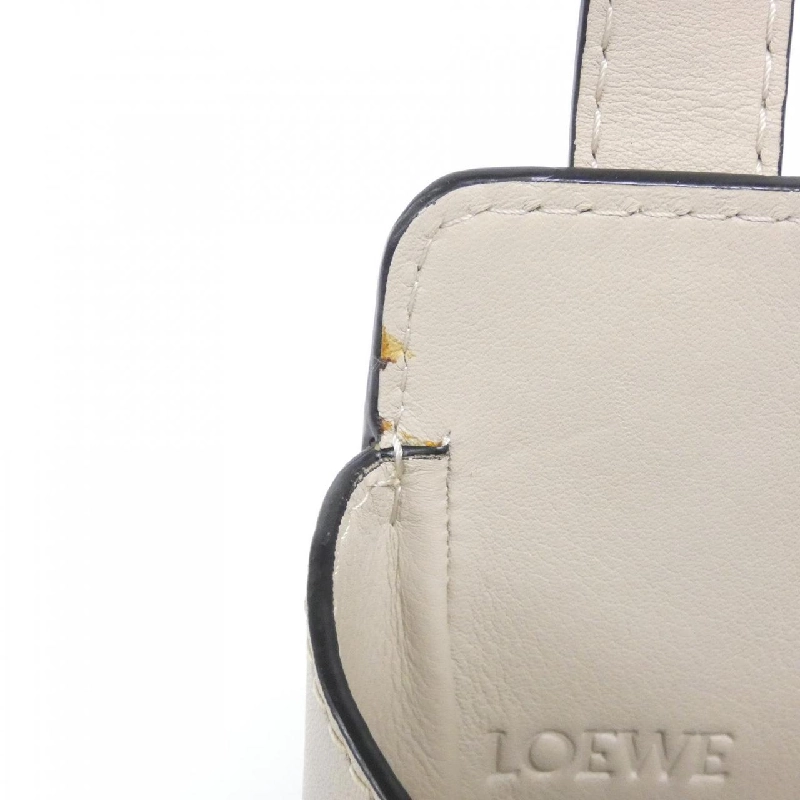 Túi xách vai Loewe Hammock Drawstring Small 314 39 Z95 - Hàng hiệu Authentic 805442