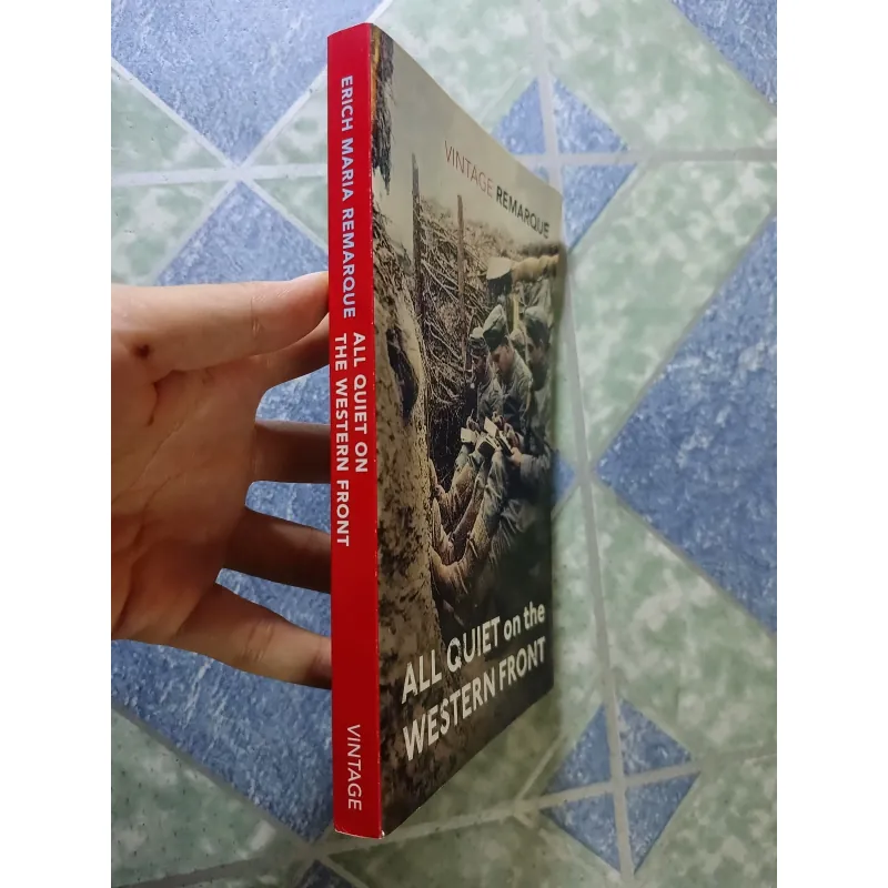 ALL QUITE on the WESTERN FRONT - Vintage Remarque 927780