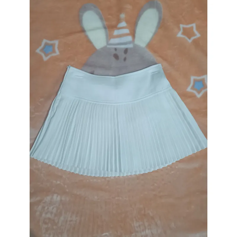 Chân váy xếp ly trắng 1013710