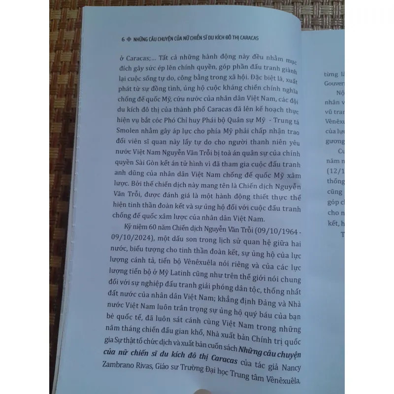 NHỮNG CÂU CHUYỆN CỦA NỮ CHIẾN SĨ DU KÍCH ĐÔ THỊ CARACAS 778368