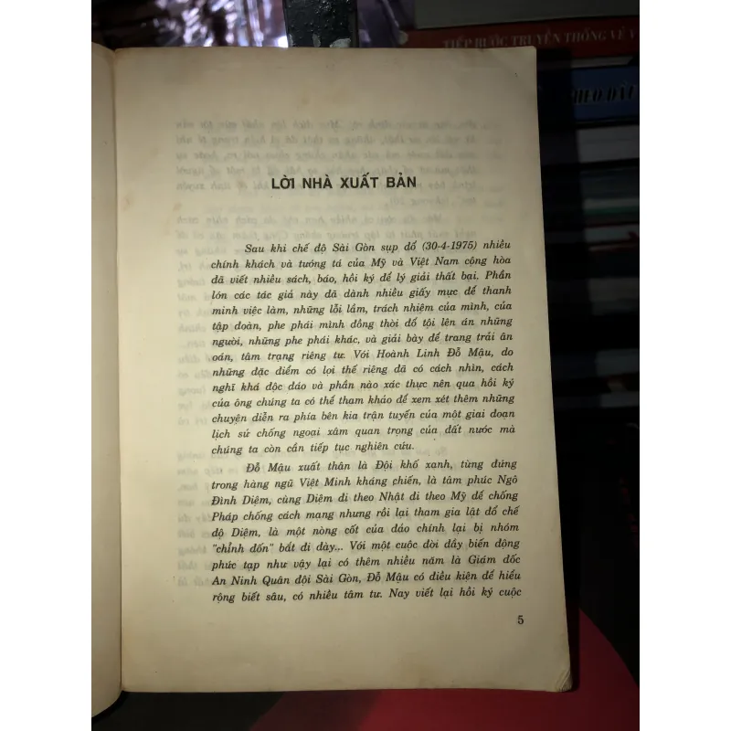 Hồi ký Hoành Linh Đỗ Mậu - Tâm sự tướng lưu vong 991473