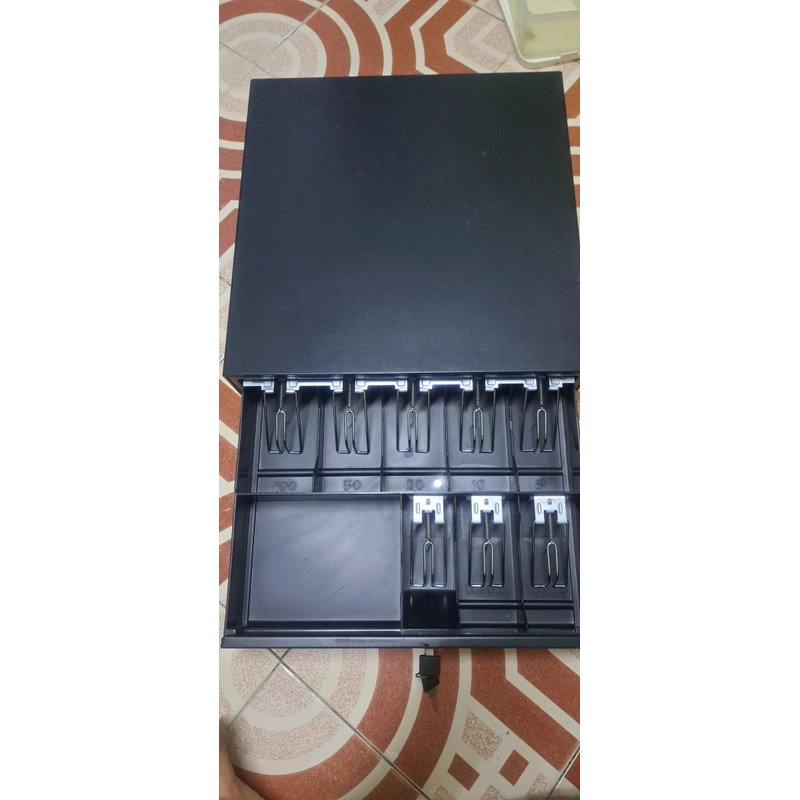 Hộp đựng tiền và in hóa đơn 453377