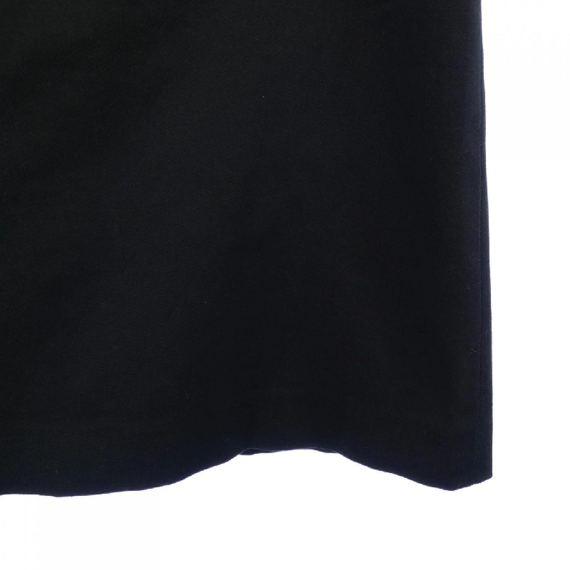 Chân váy PRADA DNA529 P33 - Hàng hiệu Chính hãng 821854