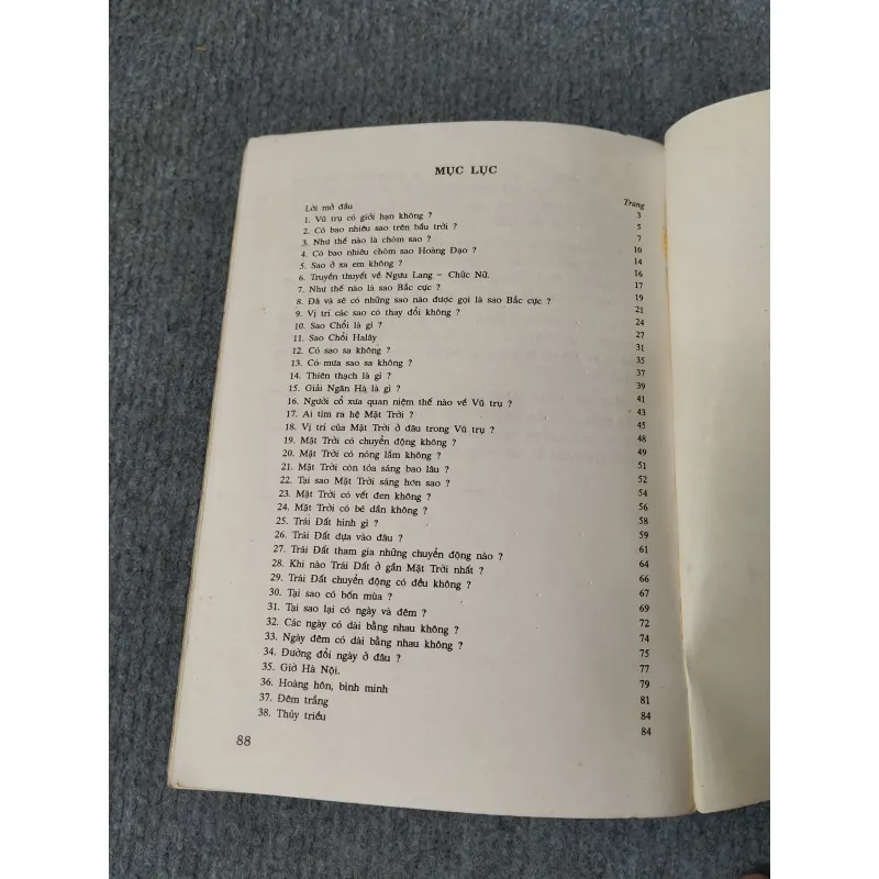 VŨ TRỤ QUANH EM TẬP MỘT 719874