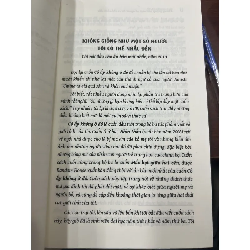 CÔ ẤY KHÔNG Ở ĐÓ - JENNIFER FINNEY BOYLAN 1010242