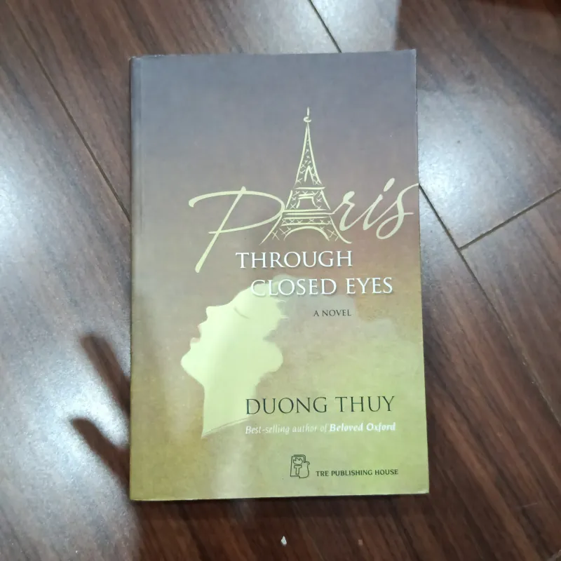 Paris through closed eyes 932233