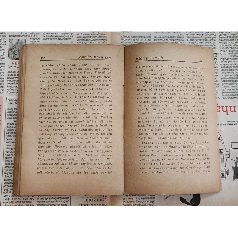 Truyện BẢO VỆ BÁC HỒ - Nguyễn Minh San 726047