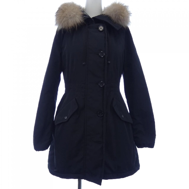 Áo khoác lông vũ MONCLER 635199