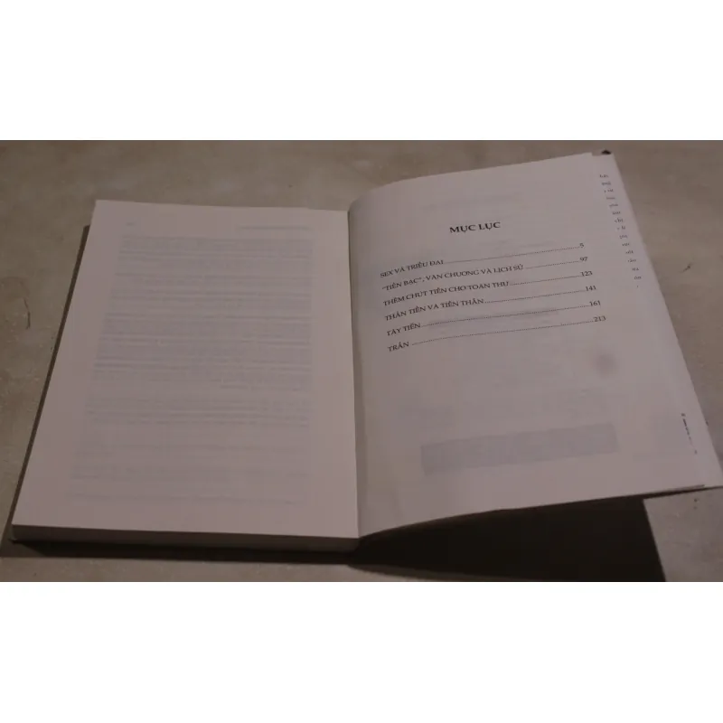 Chuyện phím sử học, Tạ Chí Đại Trường 973723