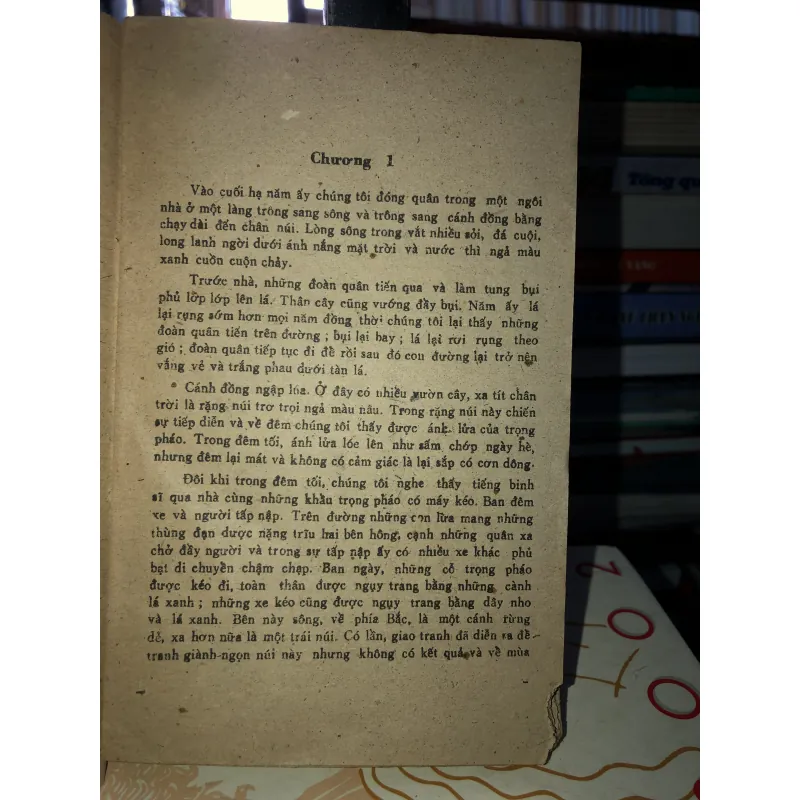 Giã từ vũ khí - E. He Ming Way 933478