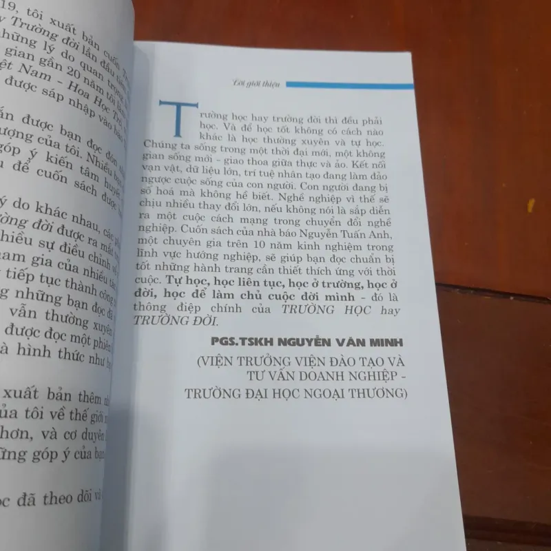 TRƯỜNG HỌC hay TRƯỜNG ĐỜI? 1000866