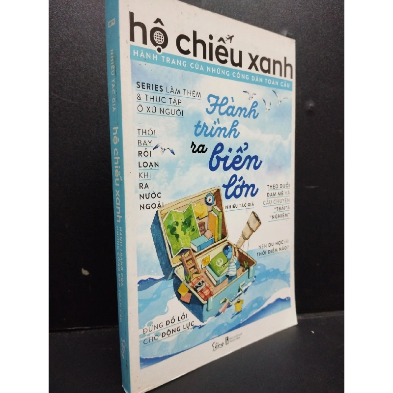 Hộ Chiếu Xanh Hành Trang Của Những Công Dân Toàn Cầu mới 80% bẩn bìa 2018 HCM2105 Nhiều Tác Giả SÁCH KỸ NĂNG 914460