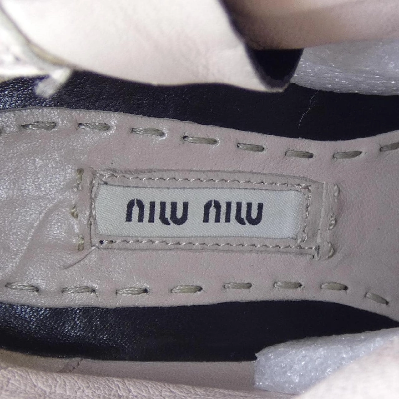 【Coupon対象】Giày thể thao MIU MIU 664123