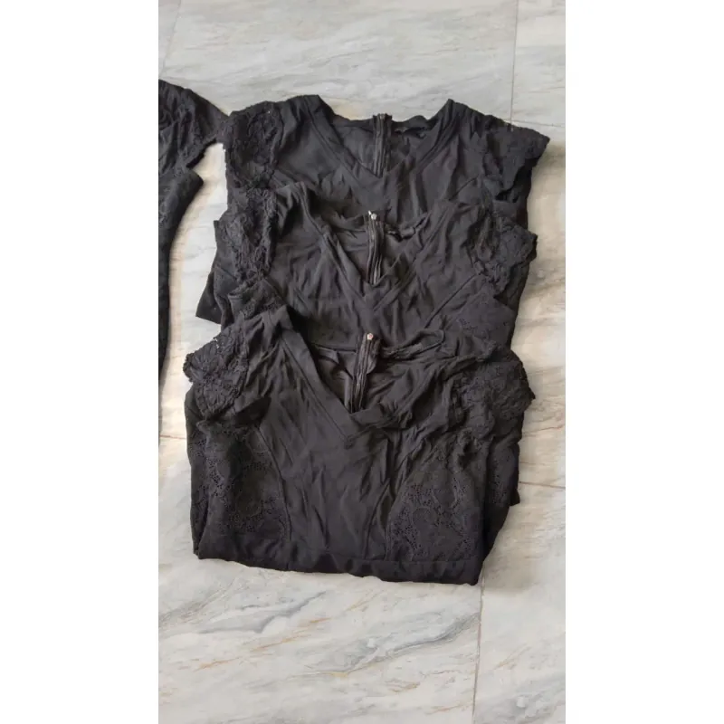 Đầm thun body đen 03 cái chỉ 50k 735928