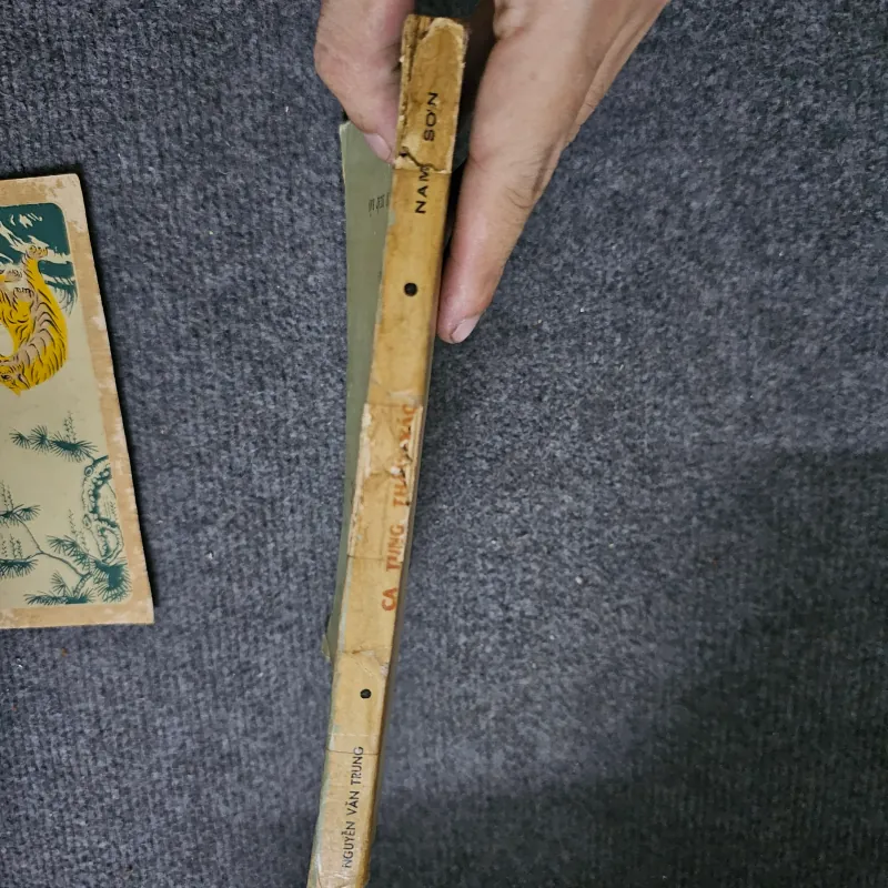 Ca tụng thân xác - nguyễn văn trung 748976