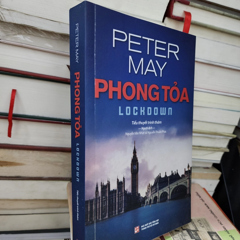 Phong tỏa | Peter May  547612