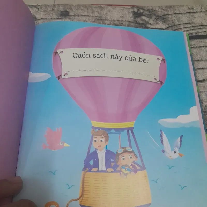 Truyện tranh màu. Câu chuyện về những nhà thám hiểm và những chú khủng long (2 quyển) 592279