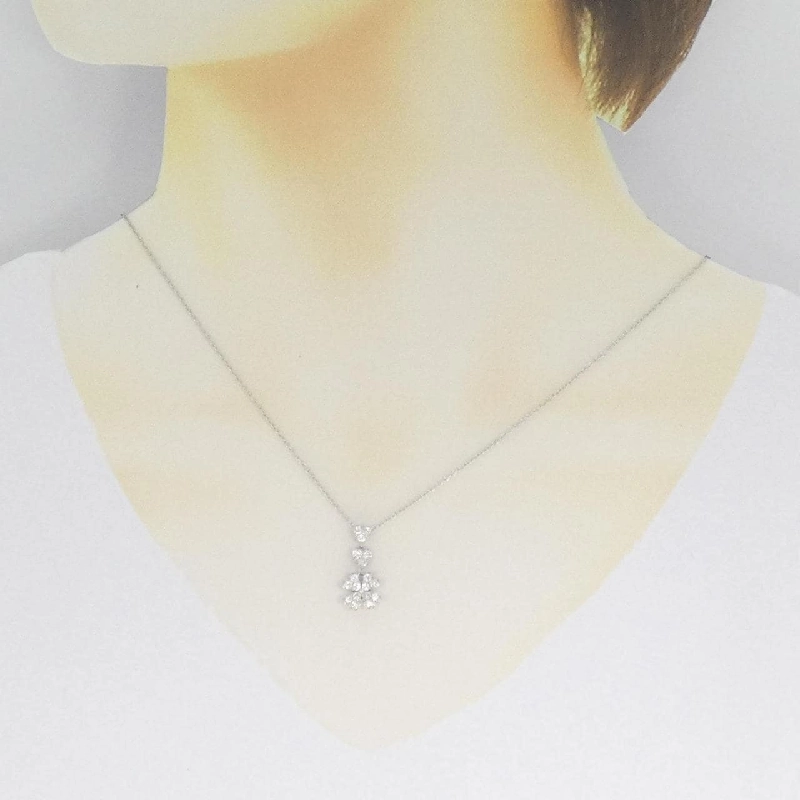 K18WG Mặt Dây Chuyền Hình Trái Tim × Cỏ Ba Lá Đính Kim Cương 0.53CT - Hàng hiệu Chính Hãng 863335