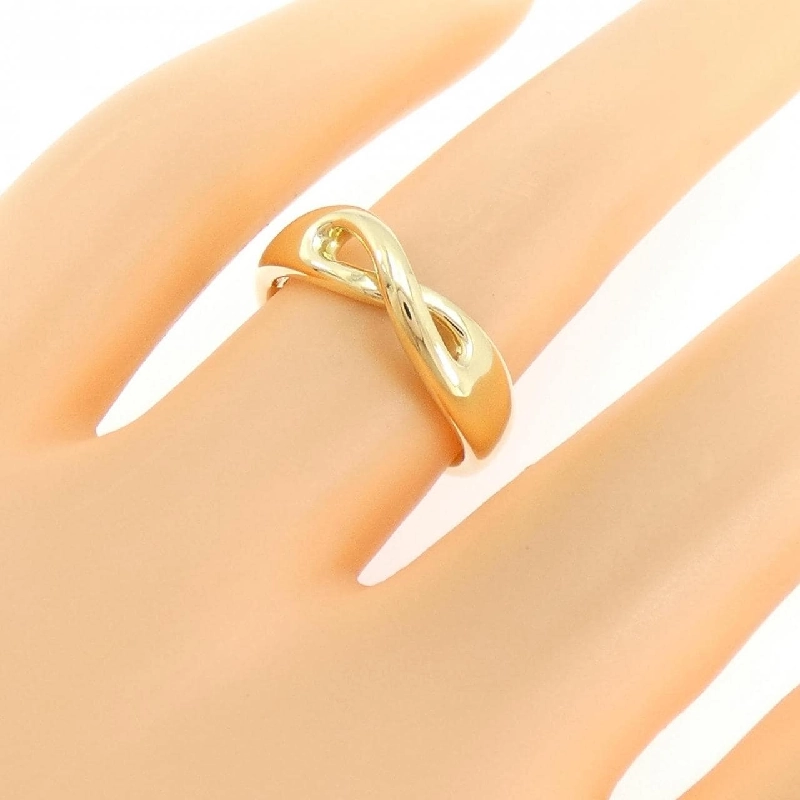 Nhẫn hình số 8 Tiffany 665214