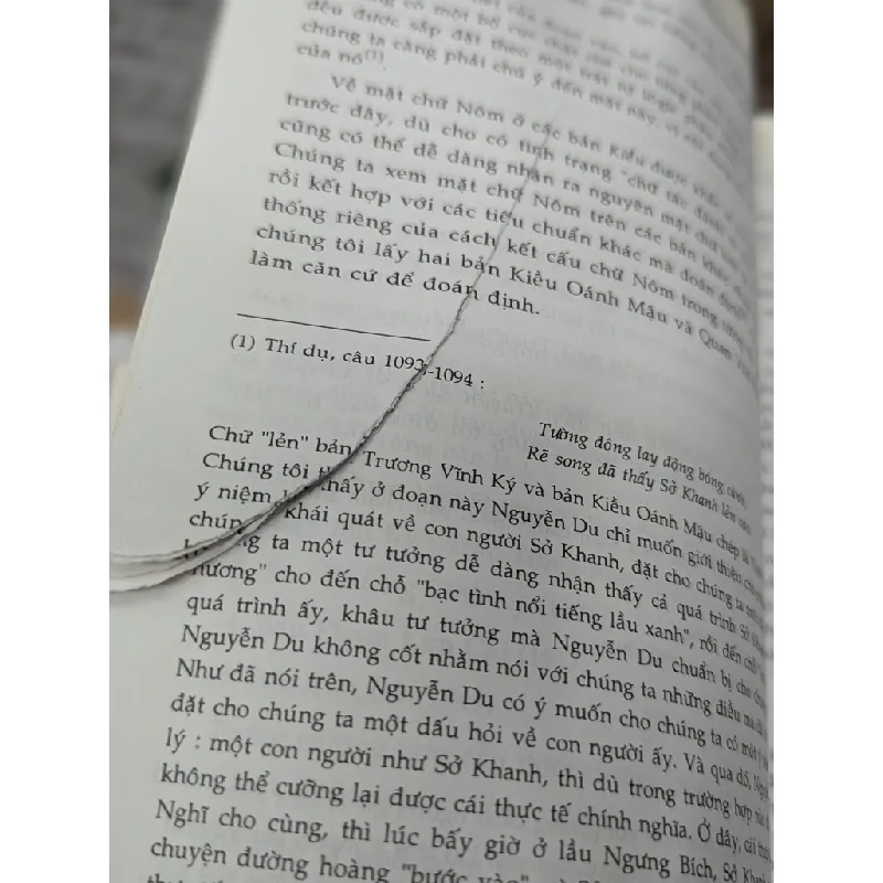 200 năm nghiên cứu bình luận truyện Kiều - Lê Xuân Lít 694550