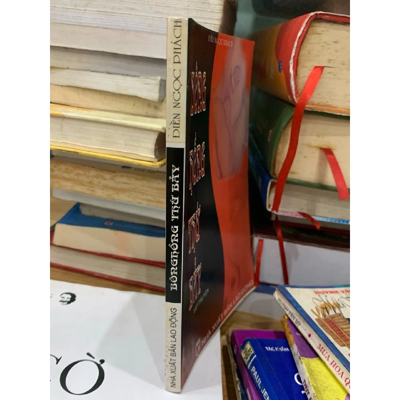 Bông Hồng Thứ Bảy - Truyện Ngắn Kinh Điển Của Điền Ngọc Phách 779532