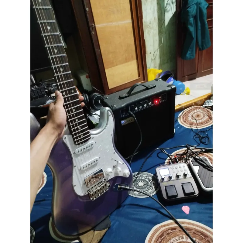 Bán combo Guitar điện Sqoe SEST610 HSS + Amp Cool Music DM20 + NUX MG-100 , dùng 2 thán 975150