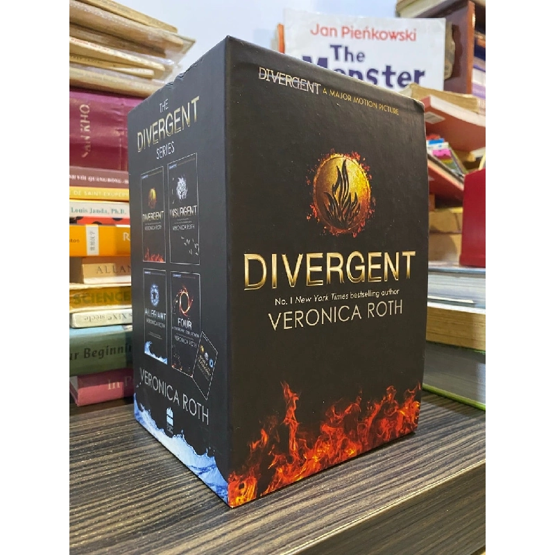The Divergent Series - Veronica Roth 786871