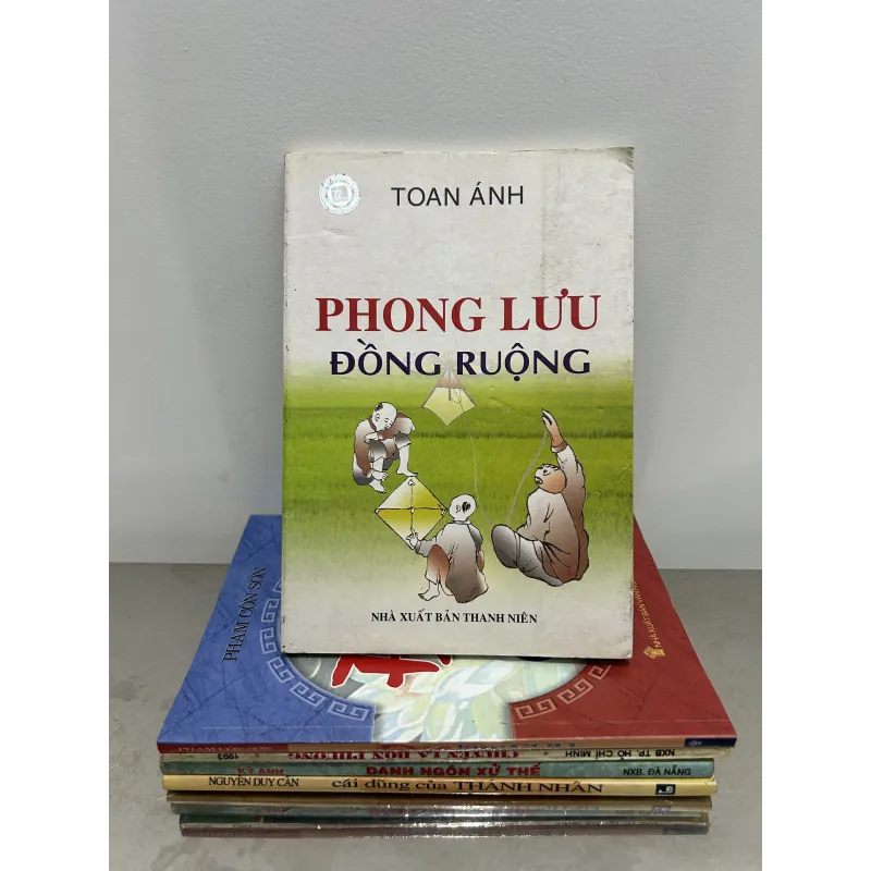 Phong lưu đồng ruộng.  1019552